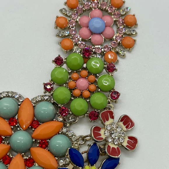 Jeweled Cluster Necklace using replicas of 50’s costume jewelry - Picture 4 of 8